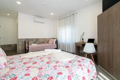 Image de Host Wise Arvore - Triple Room w\/ Terrace and Pool