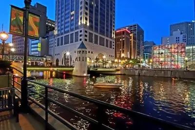 Image de Cozy Condo on the River!