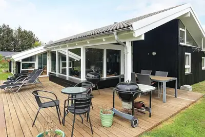 Image de Maison de vacances pour 10 a Hjørring-By Traum