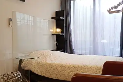 Image de Chambre privée avec douch proche Aix la Duranne