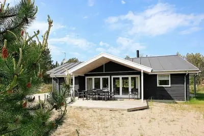 Image de Maison de vacances pour 10 a Ålbæk-By Traum