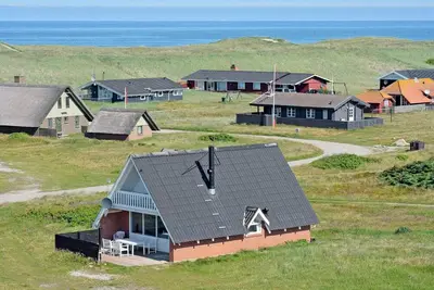 Image de Maison de vacances pour 5 a Harboøre-By Traum