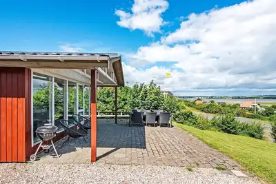 Image de Maison de vacances pour 6 a Hejls-By Traum