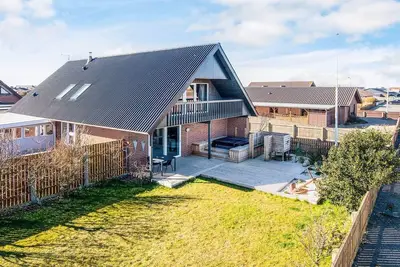 Image de Maison de vacances pour 12 a Thyborøn-By Traum