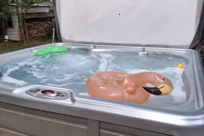 Game day house 6 min to stadium!