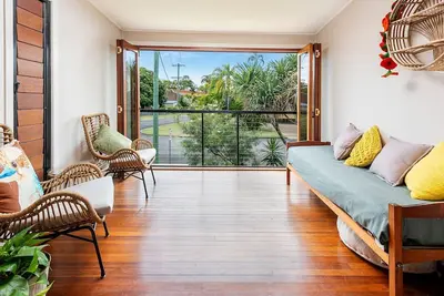 Image de Central Torquay Treasure Close To Beach - CoastHM