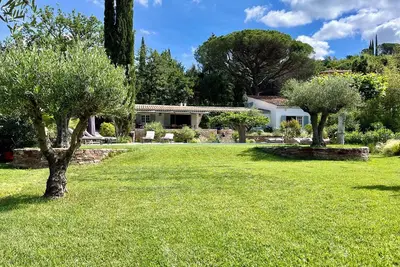 Image de Grimaud à deux pas du village  maison de charme entièrement rénovée en 2021