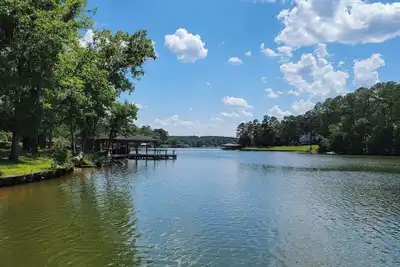 Image de 4bd/3bth, Sleeps 14, Pool Table, Fire pit + More!