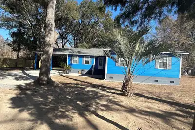 Image de Spacious 5-bedroom house in beautiful Saint Helena Island