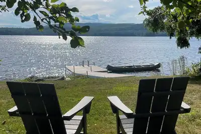 Image de Early June Sale! Historic, Renovated Lakeside Lodge in Belgrade Lakes Village