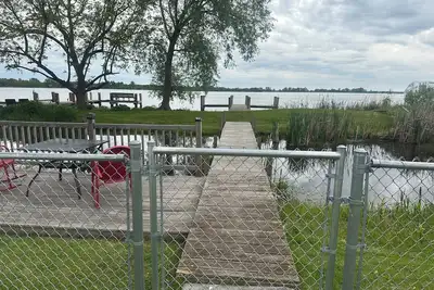 Image de Charming 3 Bedroom Lakeside Hideaway in Omro, Wi