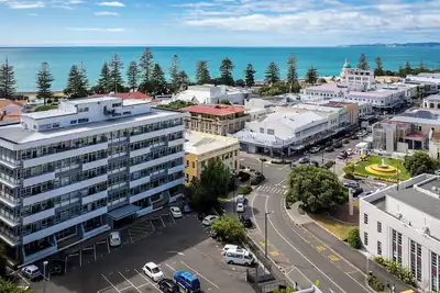 Image de Art Deco Escape - Napier Holiday Home