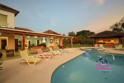 Image de Paradise Found Villa