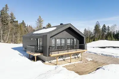 Image de Chalet Lakay Spa 5min ski val st comes