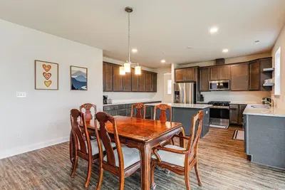 Image de 8 Mi to Bethany Beach: Delaware Family Home