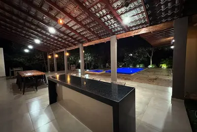 Image de Beautiful country house on the banks of the most charming lagoon in the region