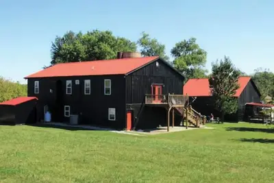 Image de Spacious charming exclusive rental in Shelbyville, Ky