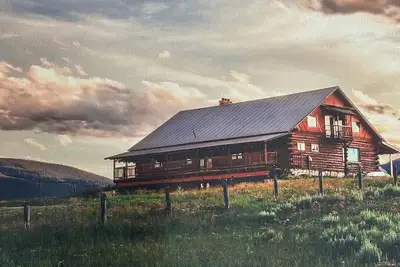 Image de Welcome to Crane Meadows, West Yellowstone Cabin, sleeps 32 close to Hebgen Lake