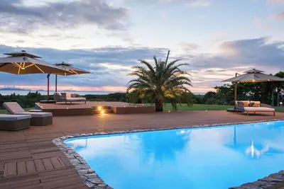 Image de Paradis Sur Terre : Luxury Villas with Pools and views 5 mins to private beach