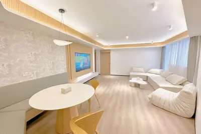 Image de ZHome-Modern 3 bedrooms apartment - near NanJing Road