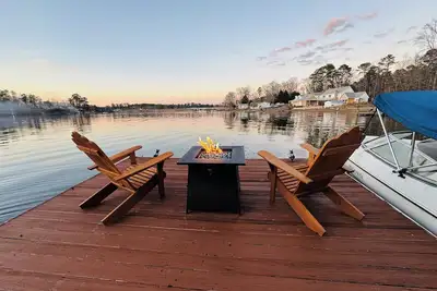 Image de Charming 2-bedroom house on beautiful Lake Murray. Bring Your Fishing Rod
