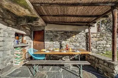 Image de Rustico Over The Bridge Verzasca 1, Sambugaro, Switzerland