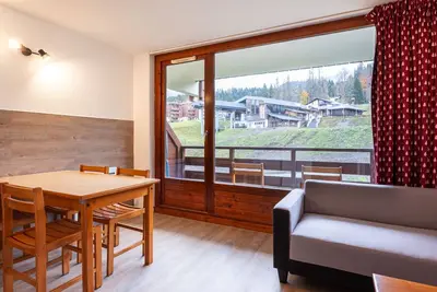 Les Eterlous by Interhome