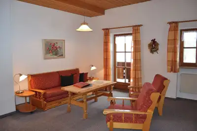 Image de Apartment 1 - Watzmannblick, for 1-4 persons, approx. 55 sqm, 1 bedroom, living room/bedroom, kitchenette, shower/Wc, balcony