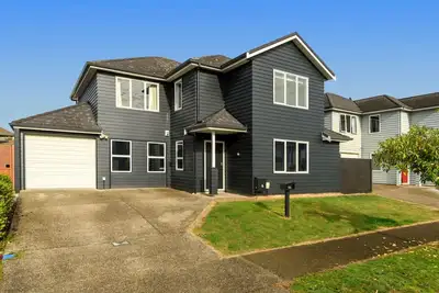 Image de Spacious home on landing drive