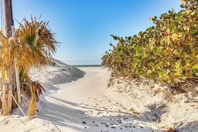 Steps to Shore: Walkable Clearwater Beach Condo