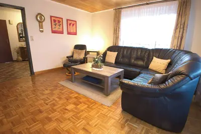 Image de Large vacation home close to the beach for up to 5 people in Muschelweg in Norddeich