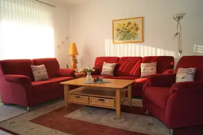 Image de Centrally located vacation home for up to 6 people in Norddeich with garden