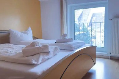 Image de \"Experience unforgettable days in the charming Schillingshof vacation apartment! \"