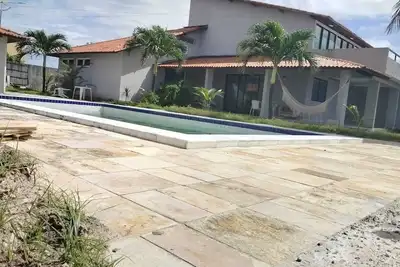 Gorgeous 6-bedroom house with WiFi in Barra de Santo Antônio