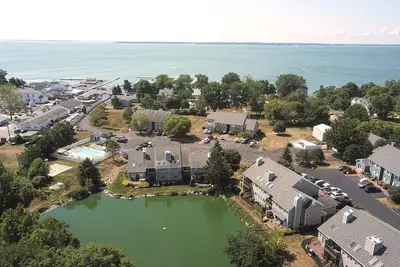 Image de Newly renovated 2-bedroom condo with WiFi, Ac in lovely Kelleys Island