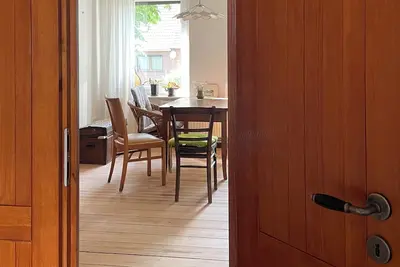 Image de Historic house under lime trees with natural garden. Family-friendly.