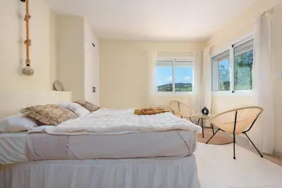 Image de Villa-d'exception-Salle de bain privée séparée-Vue mer