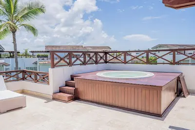 Image de Stylish 3bdr Penthouse in Las Terrenas with Private Terrace, Jacuzzi, Wi-Fi & Ac