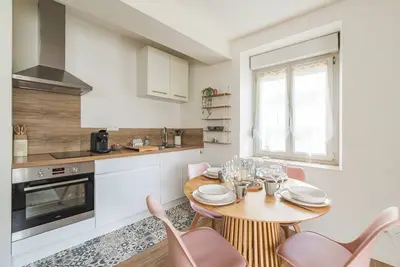 Image de Appartement calme et spacieux, au pied des commerces Reims-Cormontreuil