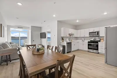 Image de Condo with stunning views of Lake Pepin - Unit 204