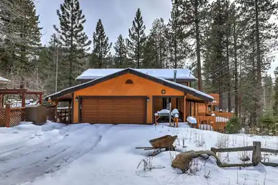 Image de Tahoe Forest Chalet – 3br House w/ Ac!