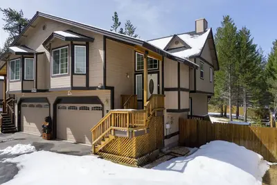 Image de Moonlight Ridge - 30+ Day Vacation Home Rental