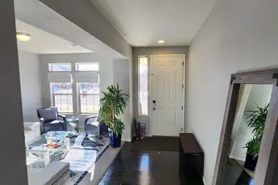 Image de Perfect 6-bedroom house with WiFi in charming Aurora