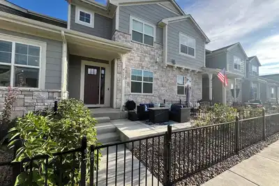 Image de Charming 3-bedroom townhome in Beautiful Loveland with WiFi, Ac, fitness room