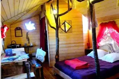 Image de Maison Dans Les Branches 4 Personnes