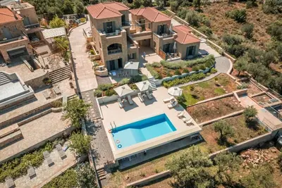Image de Ipso kardamyli Skinos