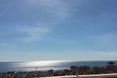 Image de Amazing Mountain & Sea Views