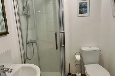 Image de Ceret centre charm: 2-bedroom medieval house with Ac, rooftop terrace, and wifi