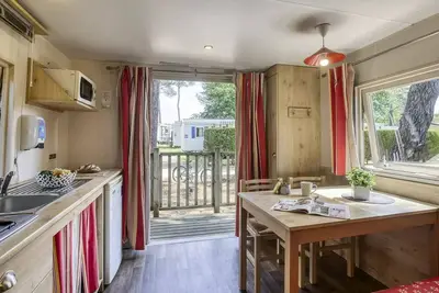 Image de 3-Zimmer-Komfort-Caravan fĂĽr 4 Personen