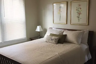 Image de Near Oakland, Dt, Monroeville, Traditional decor, Off-Street parking, Us Open 532